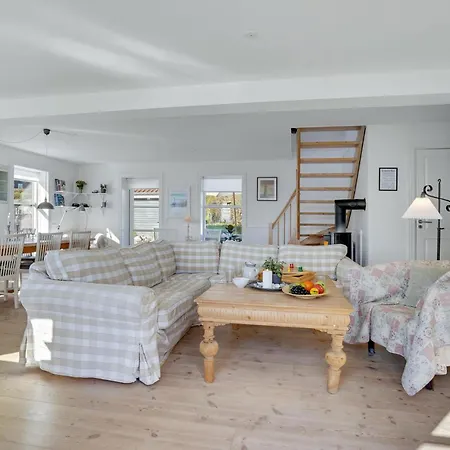 Nyaraló Four-bedroom In Hesselager